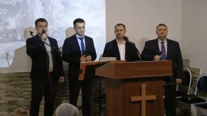 Косари на лугу размахалися острыми косами