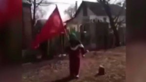 В украинских селах, освобожденных от украинских силовиков, встречают российских военных