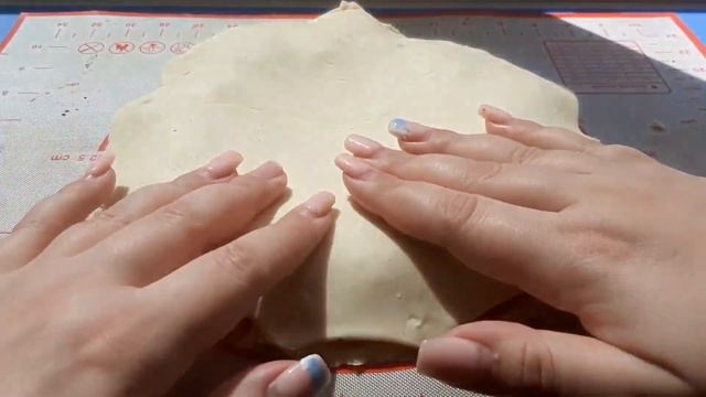 ОЧЕНЬ ВКУСНЫЙ СЛОЁНЫЙ ПИРОГ смотреть онлайн