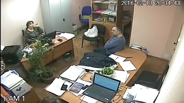 Как относятся к жильцам Председатель Руденко и её Зам. смотреть онлайн