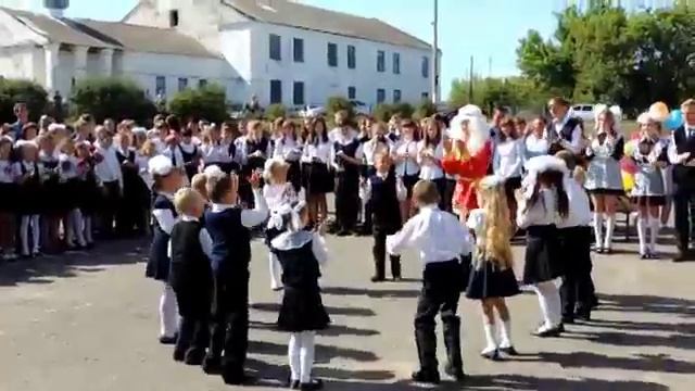 1 сентября 2015г  Покровская СОШ.mp4