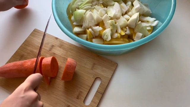 КУРИЦА С КОРТОШКОЙ В ДУХОВКЕ! Вкусно, быстро и без заморочек! смотреть онлайн