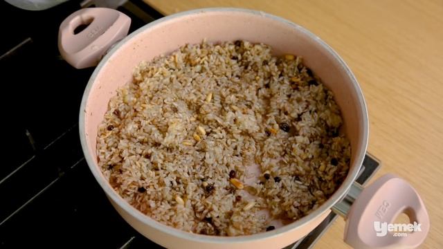 Zeytinyağlı Yaprak Sarma Tarifi - Zeytinyağlı Tarifler | Yemek.com