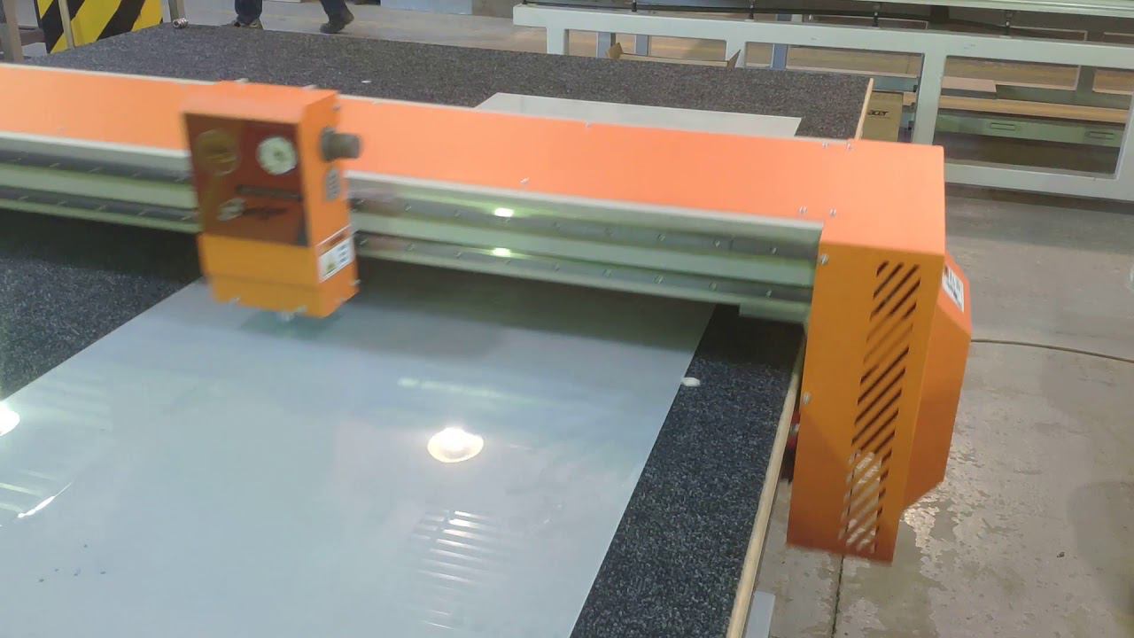 CNC Cutting glass machine / Стол для резки стекла / Российское оборудование / Станок раскроя стекла смотреть онлайн