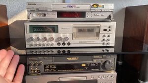 Сравнение Panasonic NV-HD750 и NV-FJ730