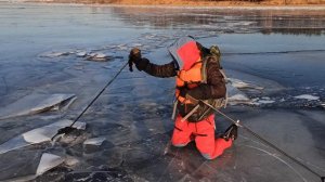 Куйбышевское водохранилище чуть не провалился на коньках 14 декабря22 года