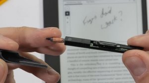 The Secret behind E-ink Displays - Durability Test!