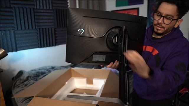 UNBOXING the Samsung Odyssey G7 + GIVEAWAY! #Ad смотреть онлайн