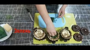 Картошка в горшочках с грибами и фаршем. Приготовление в духовке.