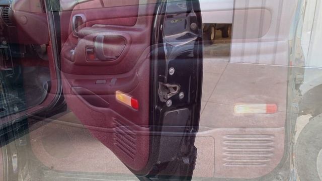 1995 Chevrolet Tahoe \ Blazer 2dr - 4x4, 5.7L - V8 EFI, 20" Wheels Stock #1460 смотреть онлайн