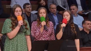 "В суровых горах одиноко меж скал" - Группoвое пение