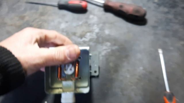 ?Переделка обычного магнетрона в инверторный? смотреть онлайн