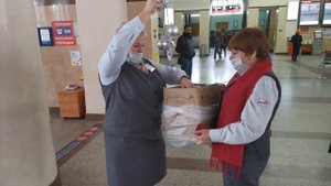 Город Смоленск. Железнодорожный вокзал встречает и провожает гостей.