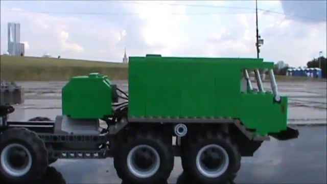 LEGO MAZ 537 смотреть онлайн