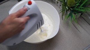 Клубнично-сливочный торт - нежный мусс на брауни ?