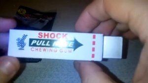 Жвачка бьет током