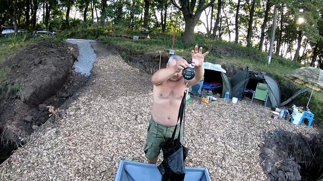 ХИТРАЯ РЫЖАЯ МОРДА! ловля сазана карпа, рыбалка на карпа сазана. рыбалка на реке. рыбалка 2021. смотреть онлайн