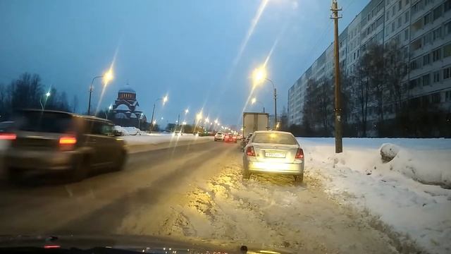 Развороты с помощью прилегающей территории