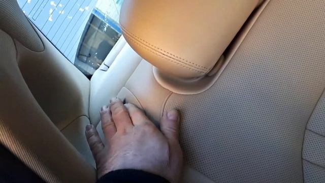 Hyundai Genesis. Как снять задние сидения.
