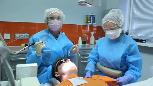 Профессиональная чистка зубов - Стоматология SMILE Запорожье смотреть онлайн