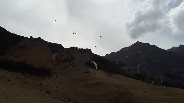 КАК МЫ НАУЧИЛИСЬ ЛЕТАТЬ! смотреть онлайн