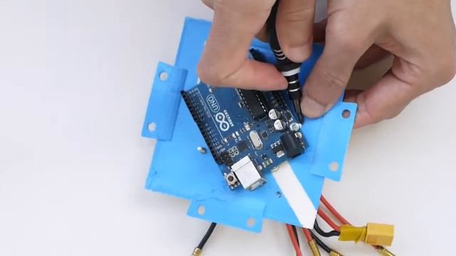 Квадрокоптер на Arduino своими руками с нуля Часть 2 сборка и подключение смотреть онлайн