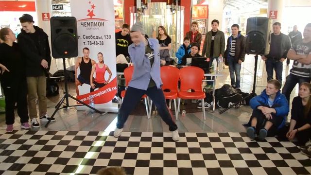 Судейский выход | Марк смотреть онлайн