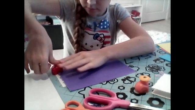 Скрапбукинг!!!Делаем открытку на день матери. смотреть онлайн