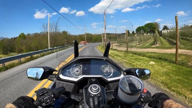 Honda Android Auto! (And WHY the Goldwing GPS currently sucks!) смотреть онлайн