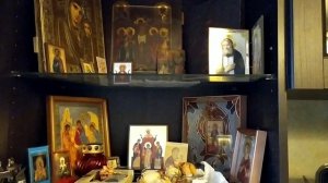 Как правильно окропить жилище Крещенской водой