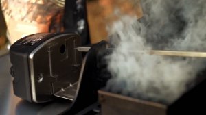 Свиная корейка на кости на газовом гриле Weber