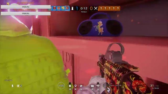 Музыка из радио на эвенте R6:S смотреть онлайн