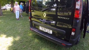 RENAULT TRAFIC 3 GRAND COMBI 9 SEATS TENEBRO BLACK WALKAROUND AND INTERIOR