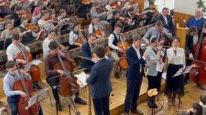 Я ношу своё сердце как хрупкую вазу |красивая христианская песня|