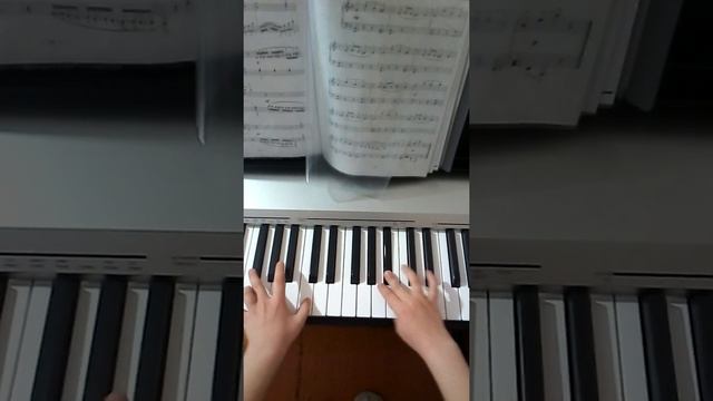 Играй на пианино/ старинная французская песенка Чайковский. В конце немного накосячила. смотреть онлайн