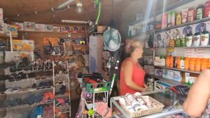 Пансионат" Морской уголок" магазинчики и палатки рядом. Алушта сентябрь 2023