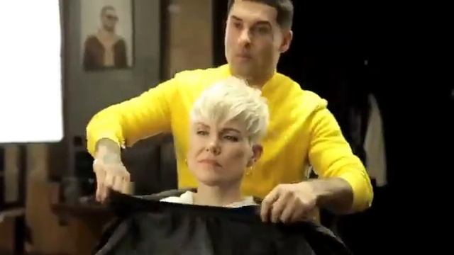 Красивая стрижка для красивой девушки от парикмахера стилиста Блудой Ивана