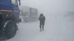 Вахта-Ямал Харасавэй в марте замело