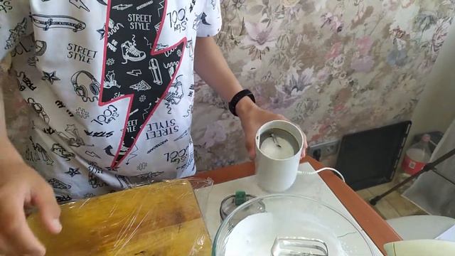 ГОТОВЛЮ ОЧЕНЬ ДЕШЁВОЕ, НО ВКУСНОЕ МАРШМЕЛЛОУ! ЛЕГКО И ПРОСТО. **Я ОДИН** смотреть онлайн