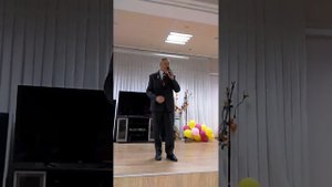 Песня итальянского певца Доменико Модуньо "Guarda que Luna" в исполнении Александра Шевченко