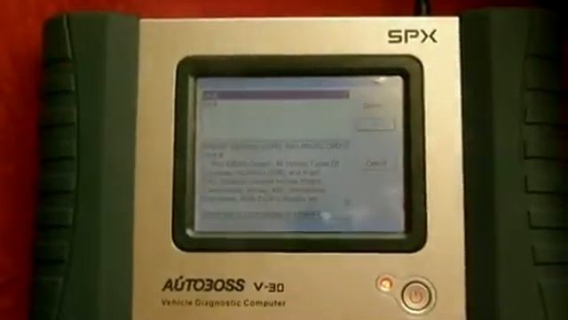 AUTOBOSS V30 - системный мультимарочный сканер  www.auto-check.ru