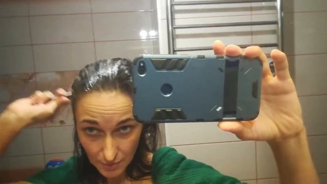 Как покрасить волосы дома самим | СУПЕР КРАСКА!!! Schwarzkopf Luminance | ЧЁРНЫЙ ЦВЕТ смотреть онлайн