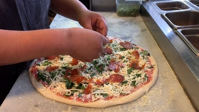 Soppressata Pizza смотреть онлайн