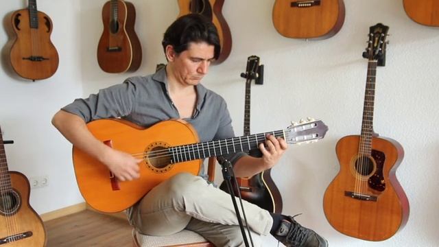 Juan Estruch 1972 "yellow label" flamenco guitar - great sound, nice condition смотреть онлайн