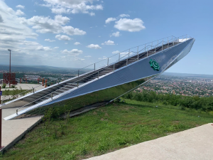 "Лестница в небеса"