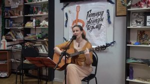 Ада Якушева "Вечер бродит", "Я приглашаю вас в леса", "Не уходи", исполняет Ирина Верестникова