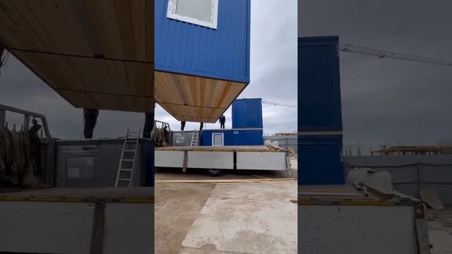 Монтаж модульного здания.