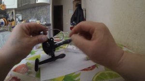 Ремонт рыболовной катушки  с  помощью соли и секунднова клея