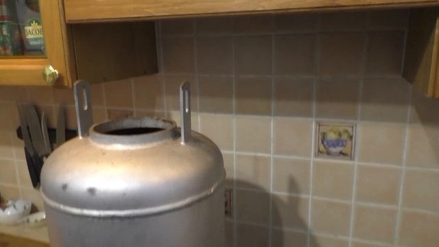 Твист офф. Автоклавирование  с закручивающимися крышками