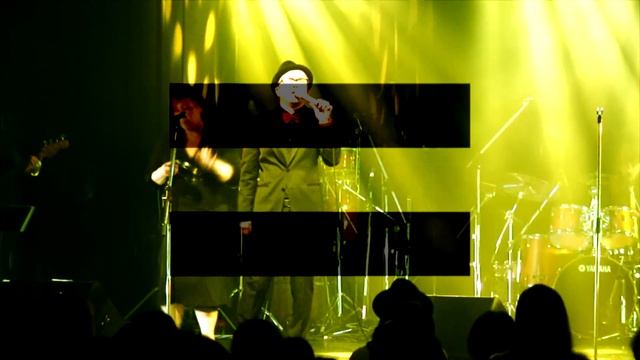 NONA REEVES / P-O-P-T-R-A-I-N смотреть онлайн